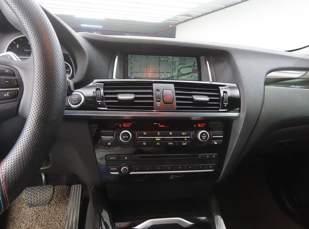 BMW X4  xDrive 20d 사진 10