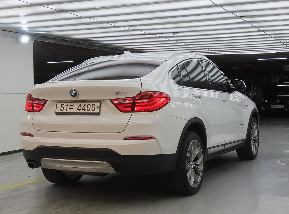 BMW X4  xDrive 20d 사진 4