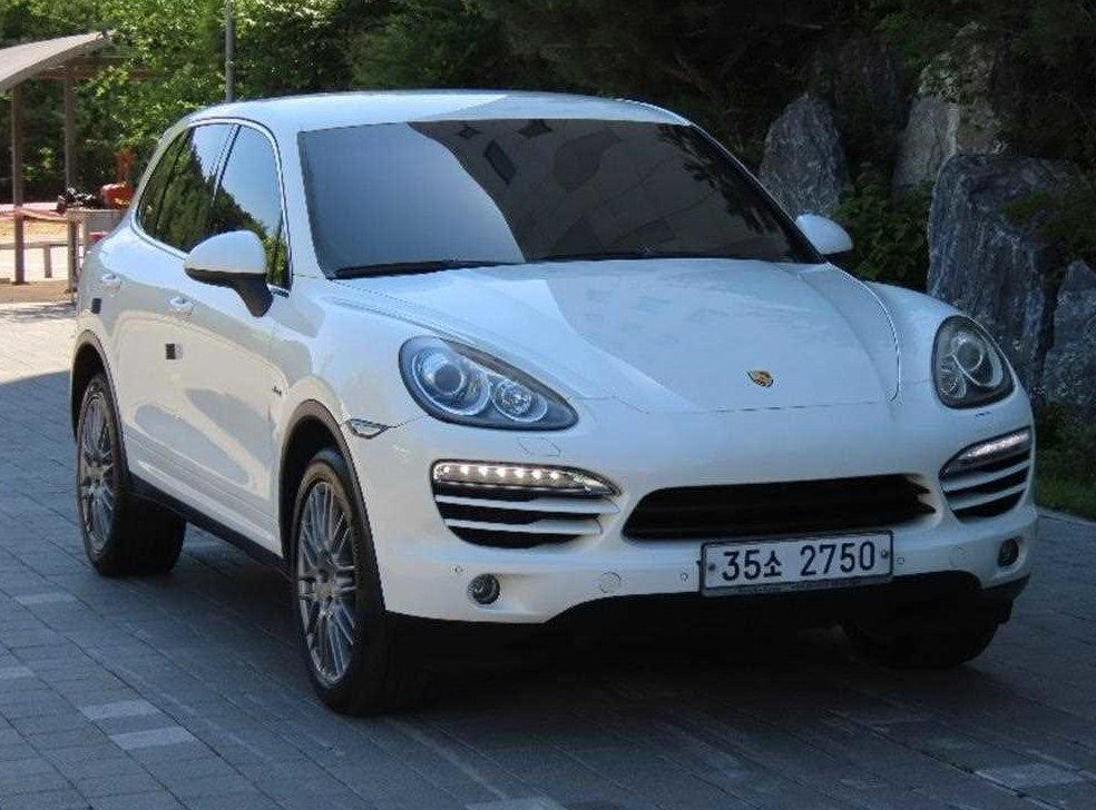 포르쉐 카이엔 3.0 디젤 사진 2