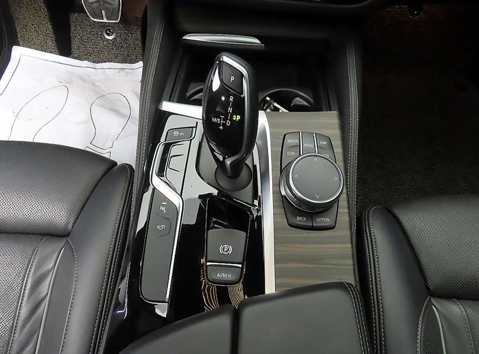 BMW 5시리즈 520d xDrive M 스포츠 플러스 사진 10