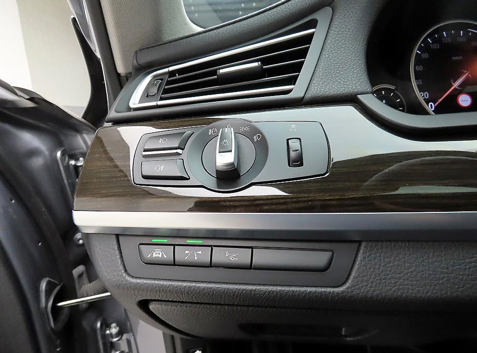 BMW 7시리즈 740 사진 12