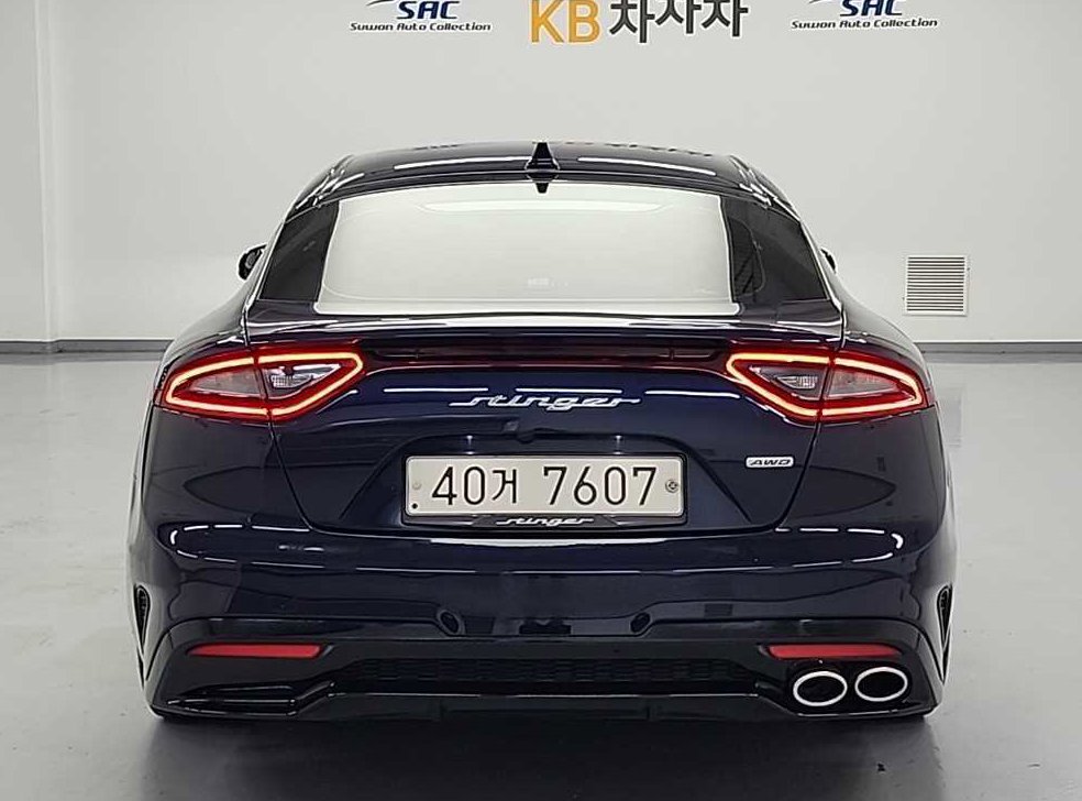 기아 스팅어 디젤 2.2 AWD 사진 3