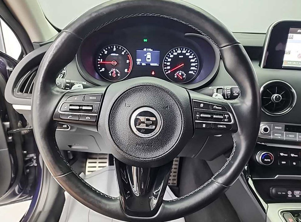 기아 스팅어 디젤 2.2 AWD 사진 9