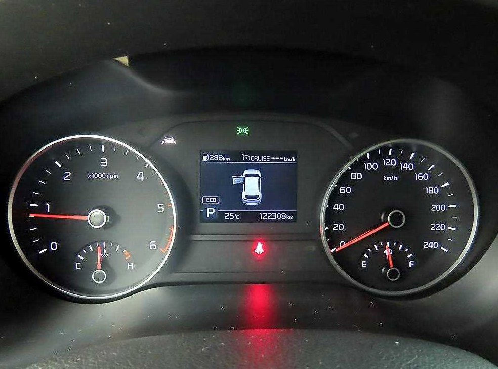 기아 스포티지 2.0 디젤 2WD 사진 8