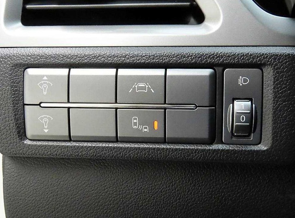 KG모빌리티(쌍용)  코란도 2WD 디젤 1.6 C5 플러스 사진 12