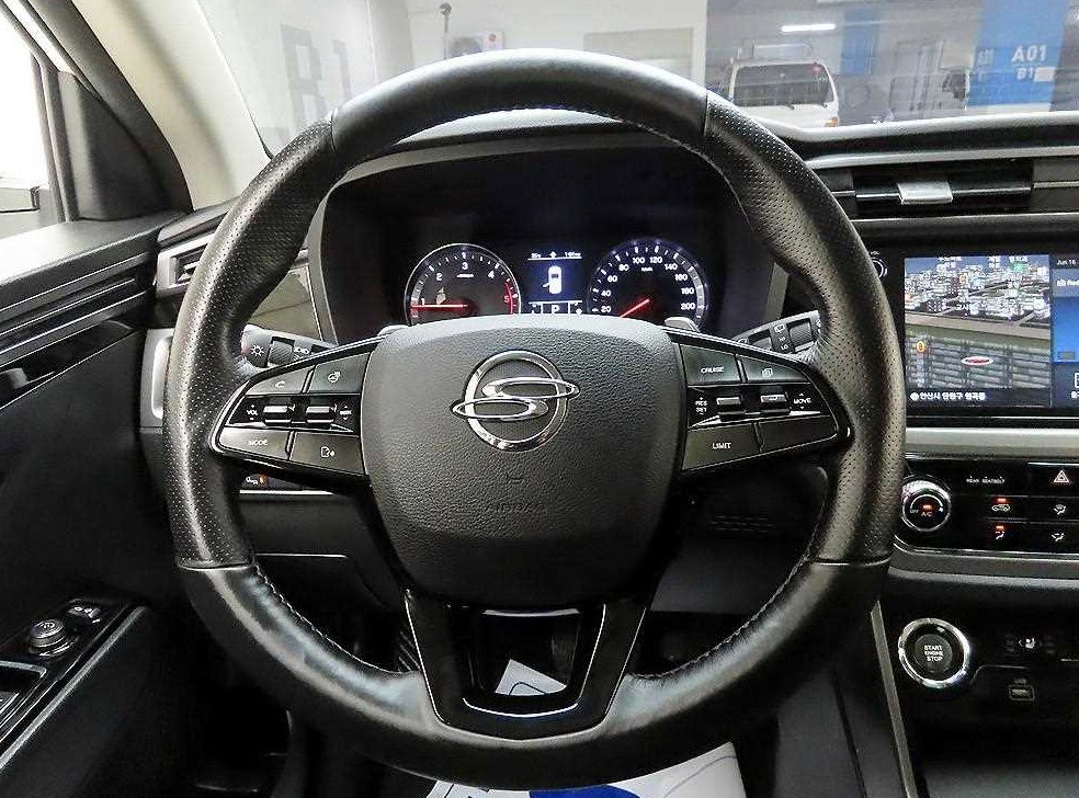 KG모빌리티(쌍용)  코란도 2WD 디젤 1.6 C5 플러스 사진 7