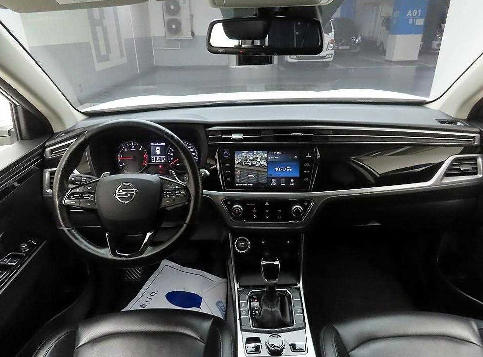 KG모빌리티(쌍용)  코란도 2WD 디젤 1.6 C5 플러스 사진 8