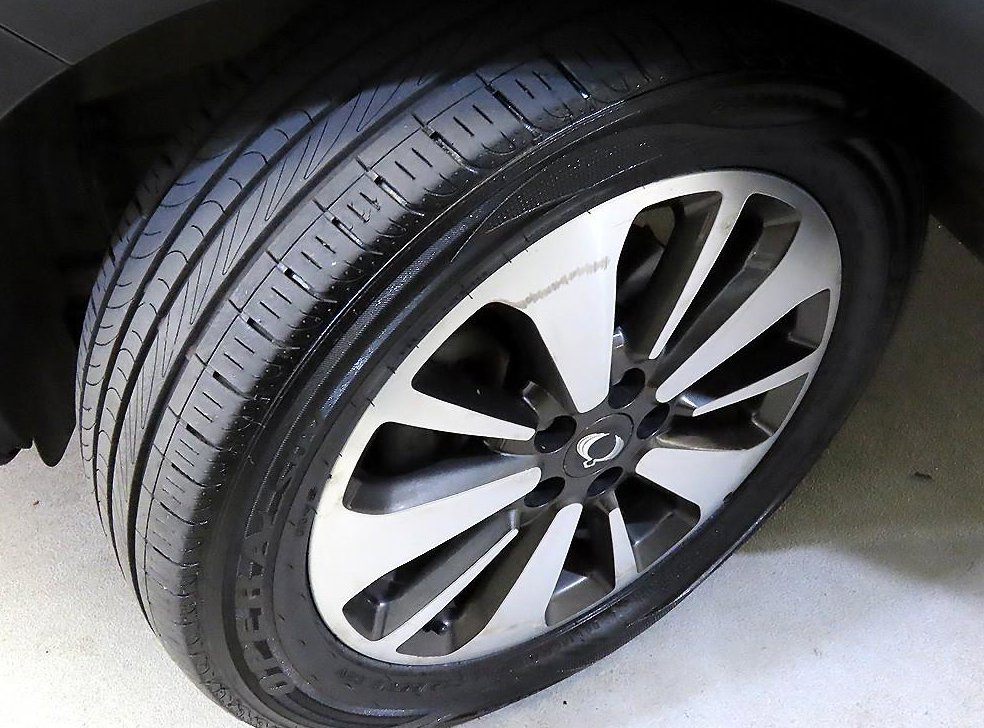 KG모빌리티(쌍용)  코란도 2WD 2.0 CVT 사진 19