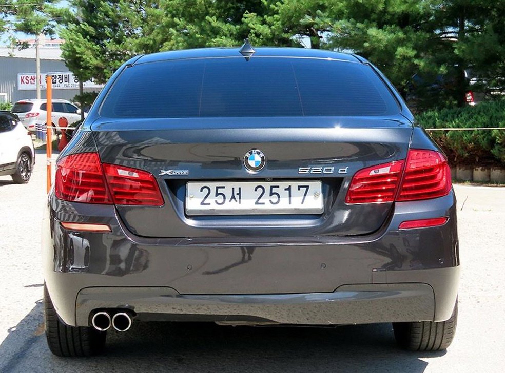 BMW 5시리즈 520d xDrive 사진 4