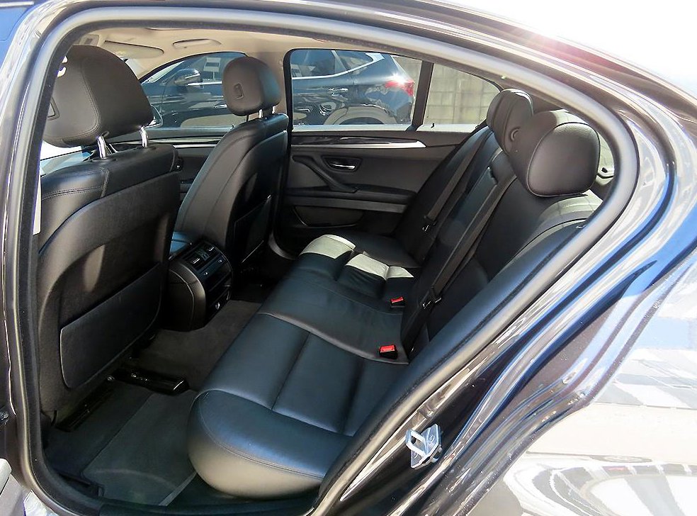 BMW 5시리즈 520d xDrive 사진 6