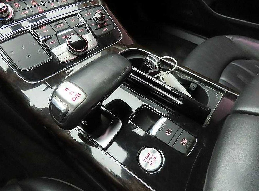 아우디 A8 3.0 TDI 콰트로 사진 10