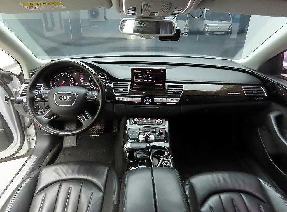 아우디 A8 3.0 TDI 콰트로 사진 8