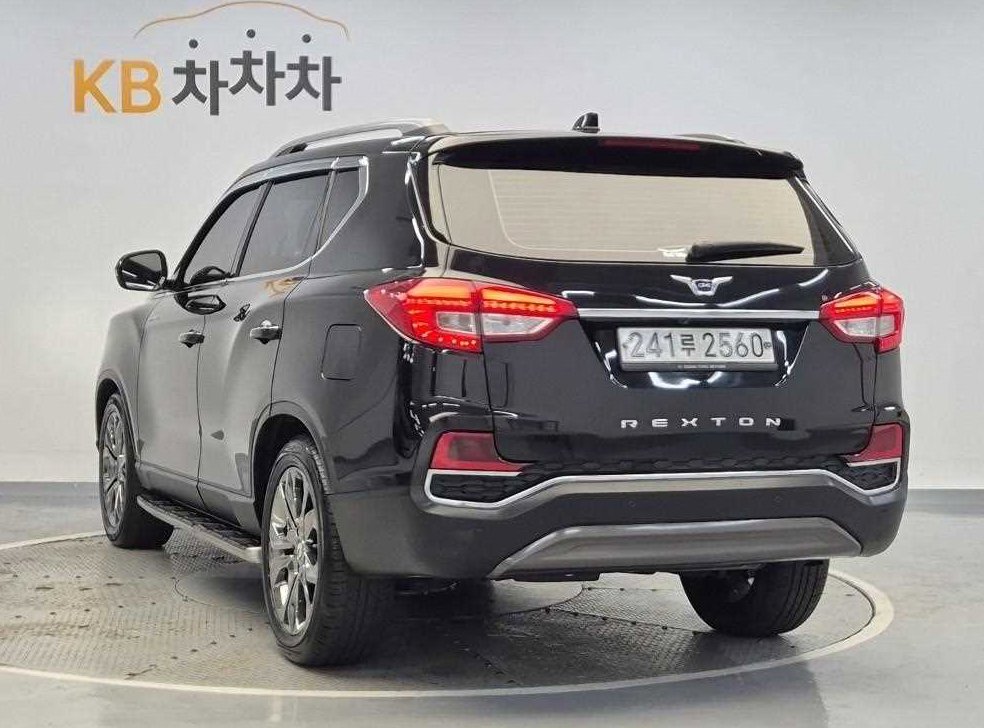 KG모빌리티(쌍용)  렉스턴 디젤 2.2 4WD 사진 2
