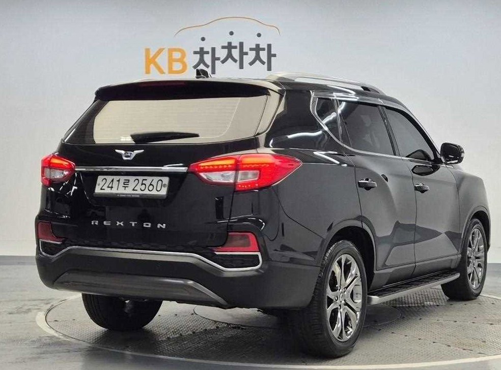 KG모빌리티(쌍용)  렉스턴 디젤 2.2 4WD 사진 3