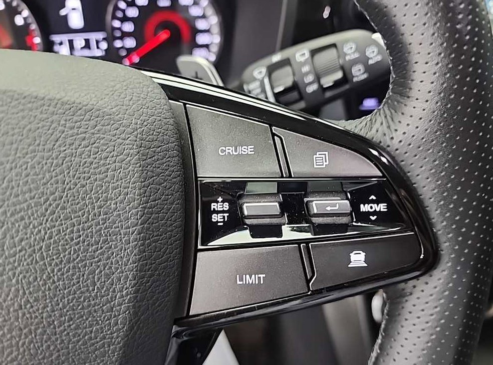 KG모빌리티(쌍용)  코란도 2WD 가솔린 1.5 C5 플러스 사진 18