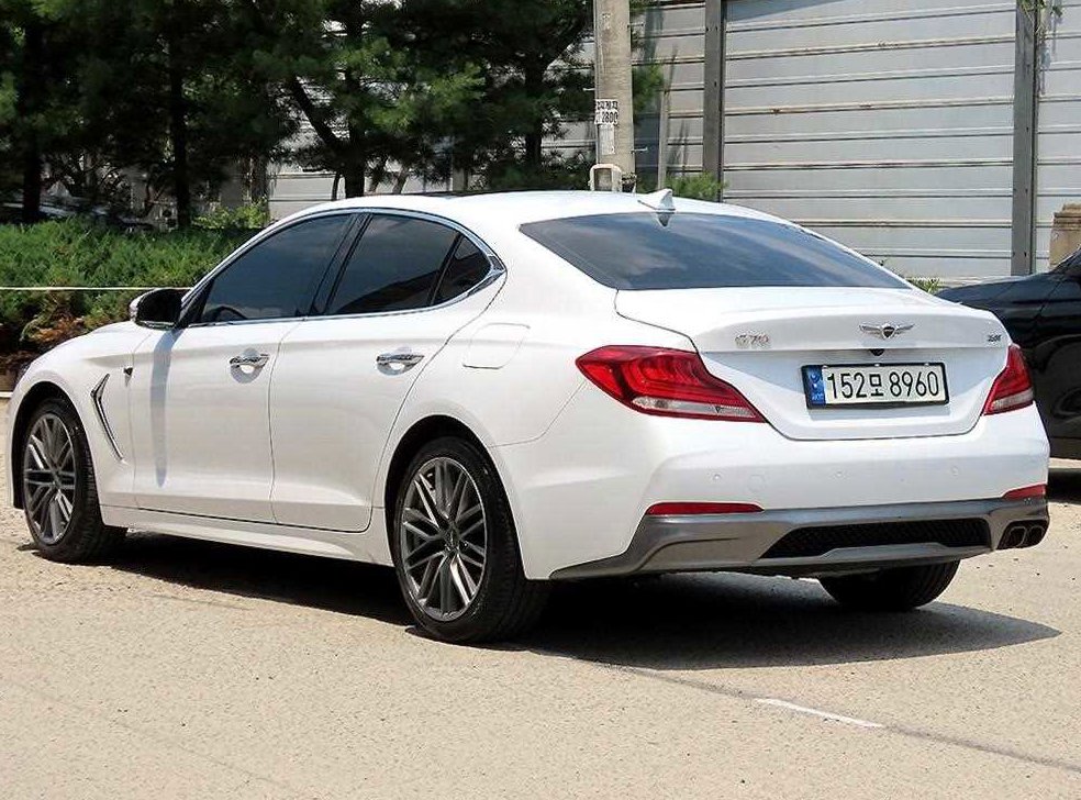 제네시스 G70 2.0T 사진 3