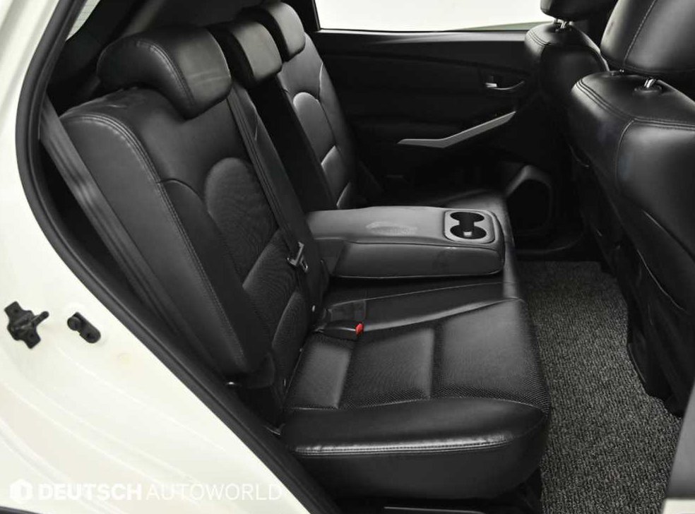 KG모빌리티(쌍용)  코란도 2WD 2.0 CVT 사진 13