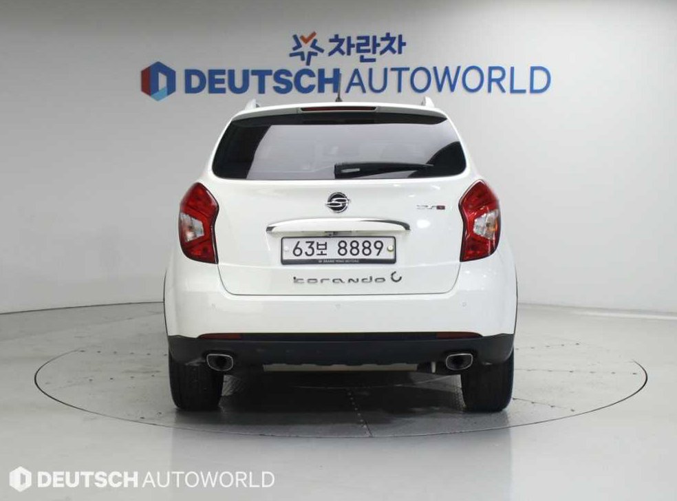 KG모빌리티(쌍용)  코란도 2WD 2.0 CVT 사진 4