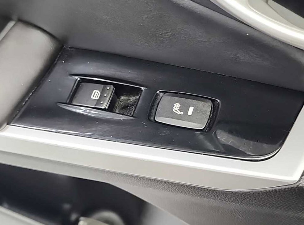 KG모빌리티(쌍용)  코란도 2WD 2.0 CVT 사진 13