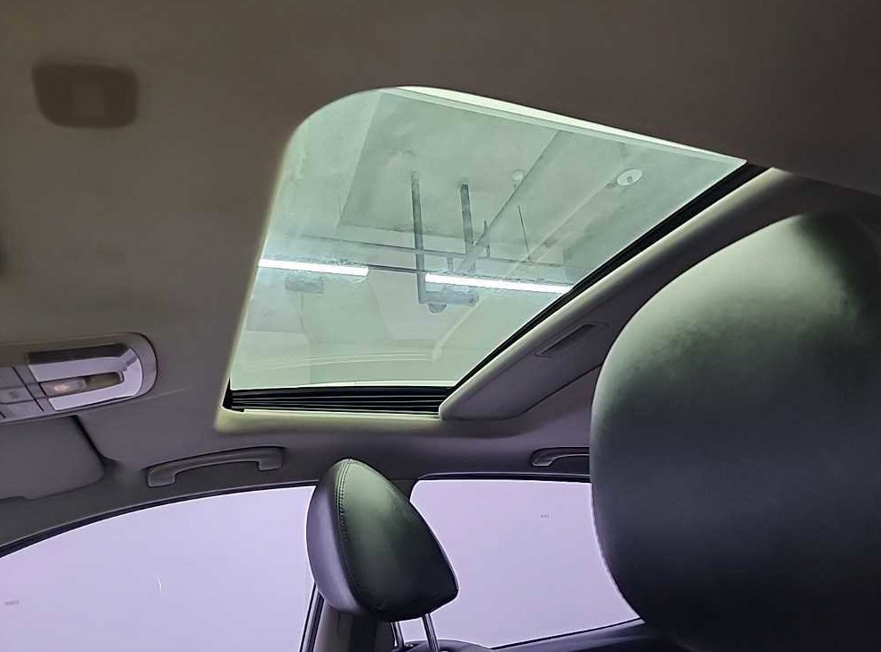 KG모빌리티(쌍용)  코란도 2WD 2.0 CVT 사진 14