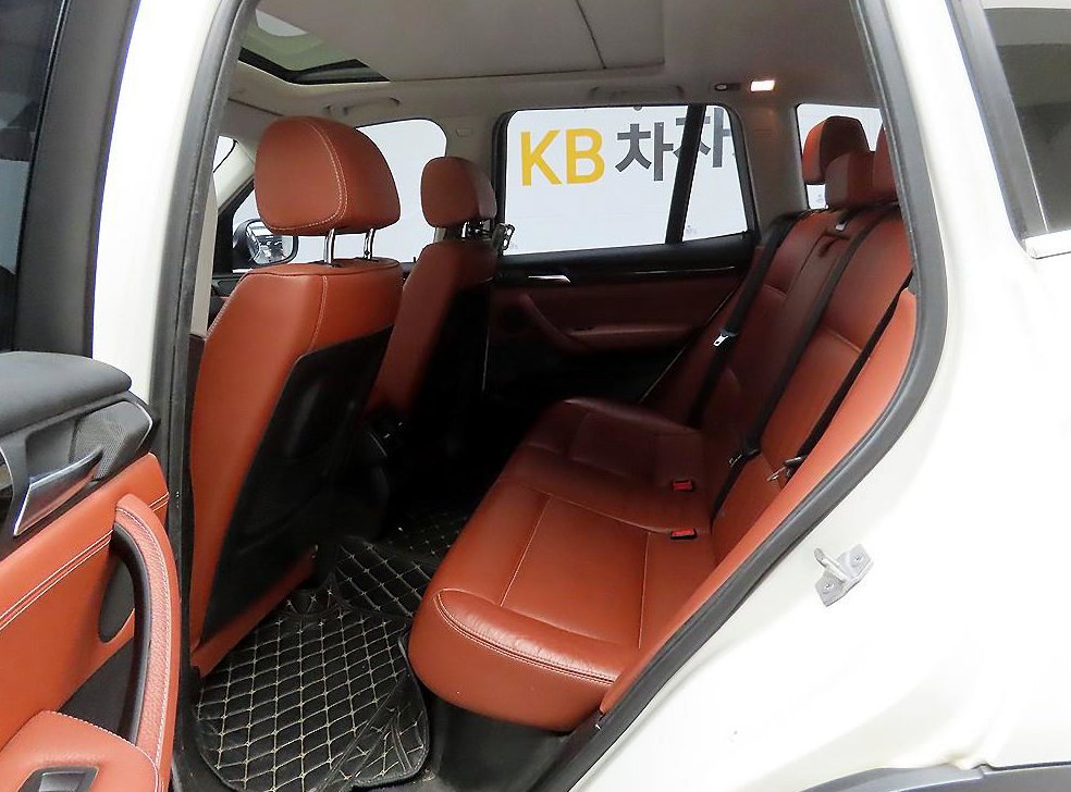 BMW X3 xDrive 20d 하이 사진 14