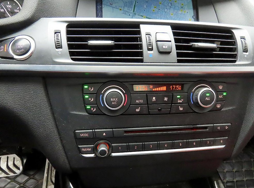 BMW X3 xDrive 20d 하이 사진 16