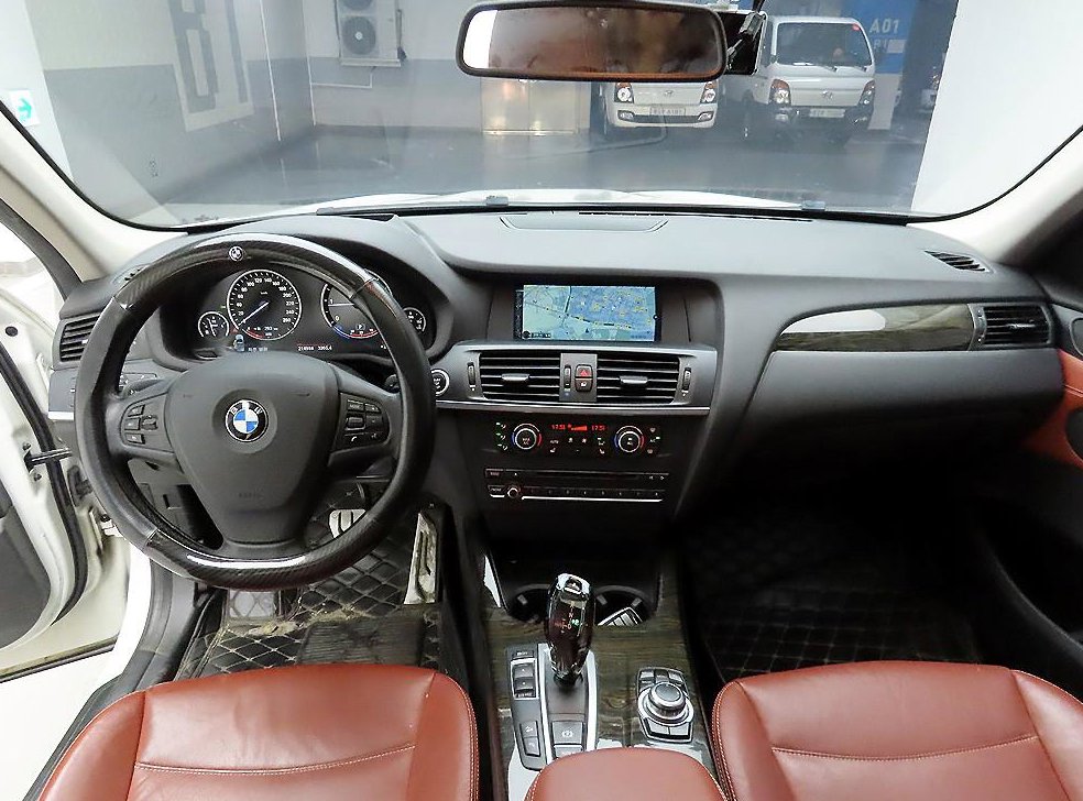 BMW X3 xDrive 20d 하이 사진 8