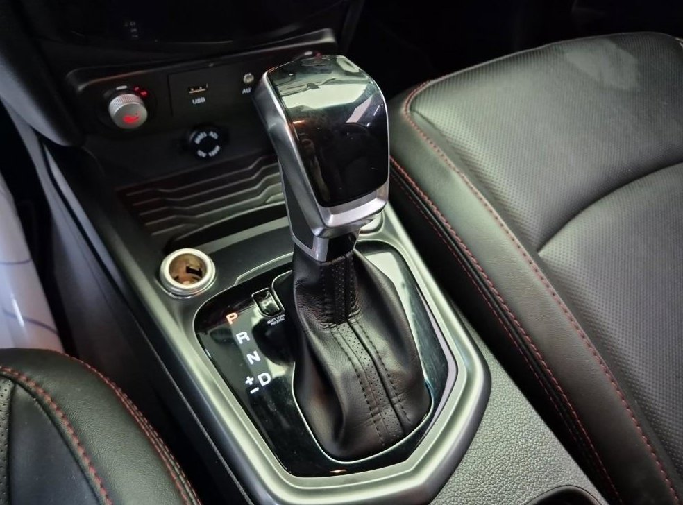 KG모빌리티(쌍용)  티볼리 2WD 가솔린 1.6 IX 사진 8
