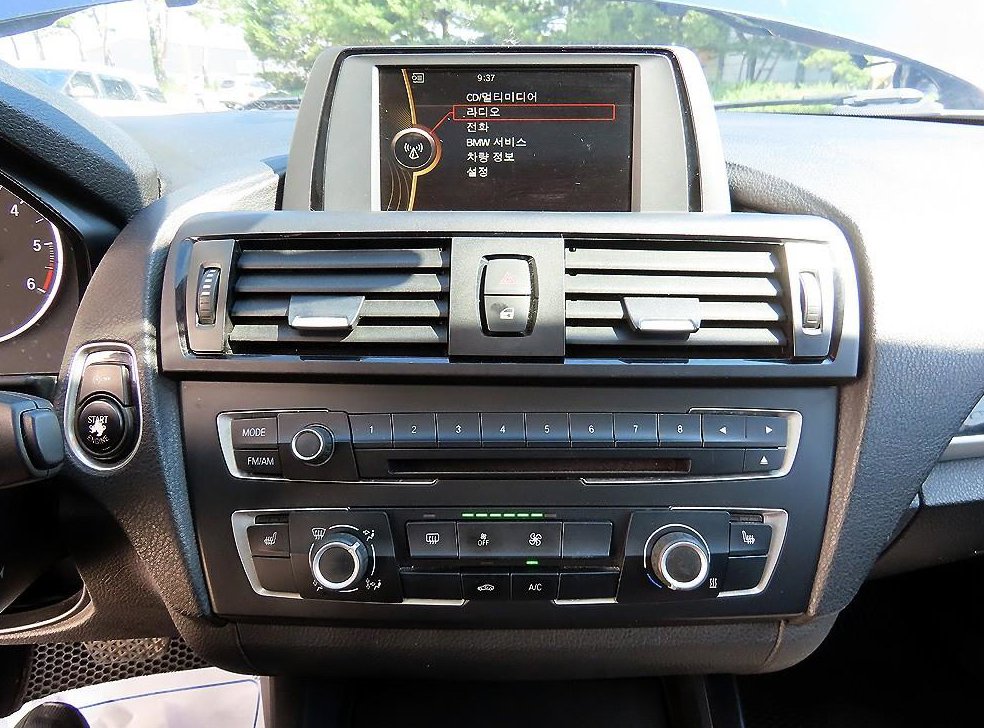 BMW 1시리즈 118d 어반 팩 1 사진 12