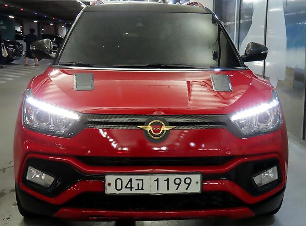 KG모빌리티(쌍용)  티볼리 4WD 디젤 1.6 RX 사진 2