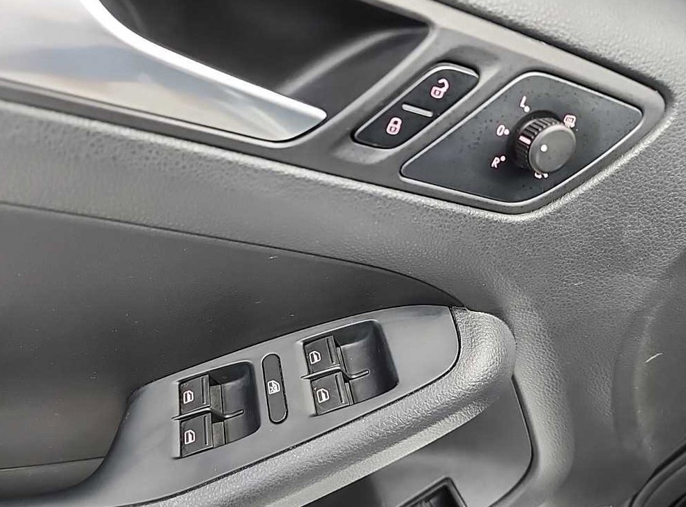 폭스바겐 제타 2.0 TDI 사진 17