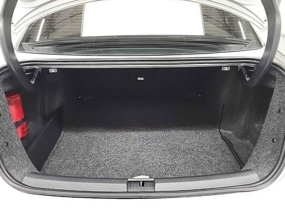 폭스바겐 제타 2.0 TDI 사진 18