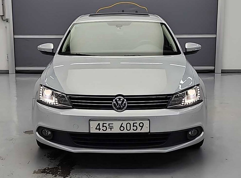 폭스바겐 제타 2.0 TDI 사진 2