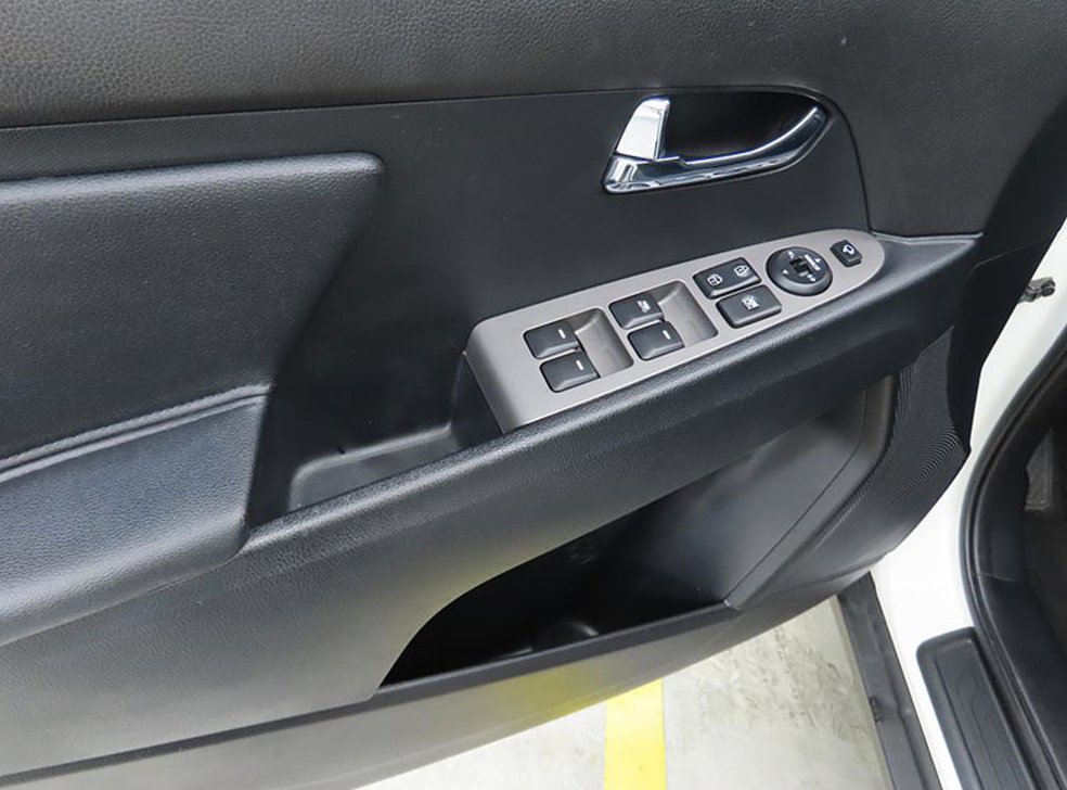 기아 스포티지 디젤 2WD 트렌디 사진 13