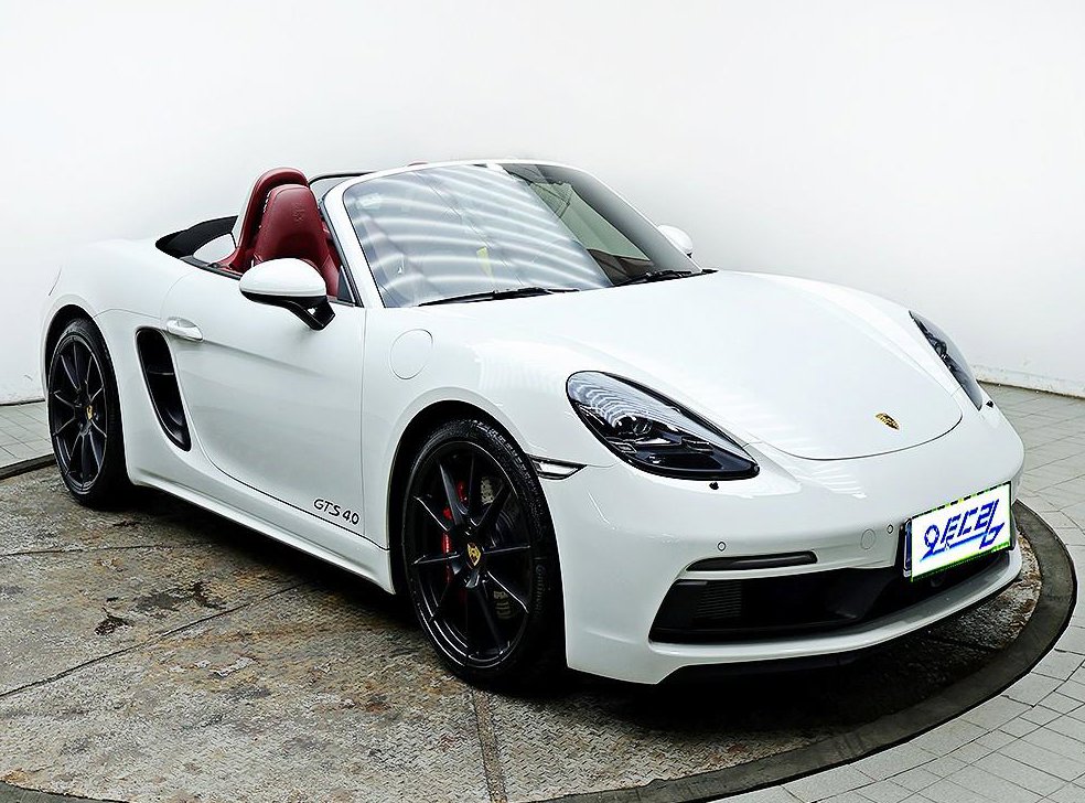 포르쉐 718 4.0 GTS 사진 5
