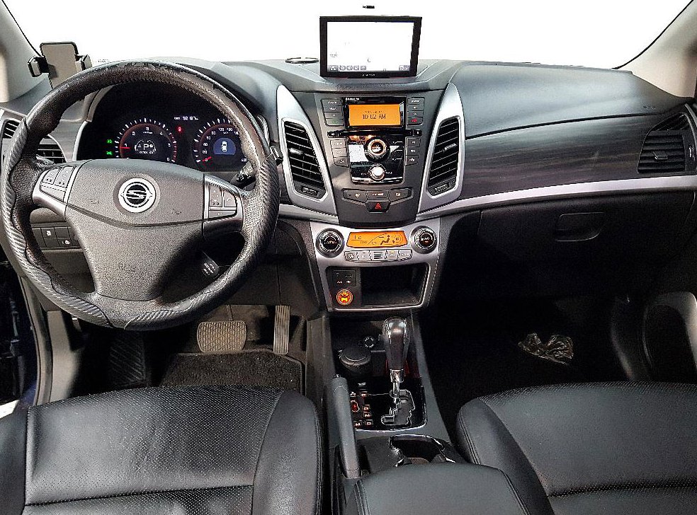 KG모빌리티(쌍용)  코란도 2WD 2.0 RX 사진 5
