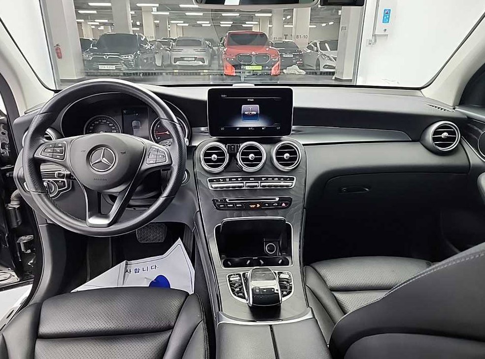벤츠 GLC 클래스 GLC 300 4MATIC 사진 7