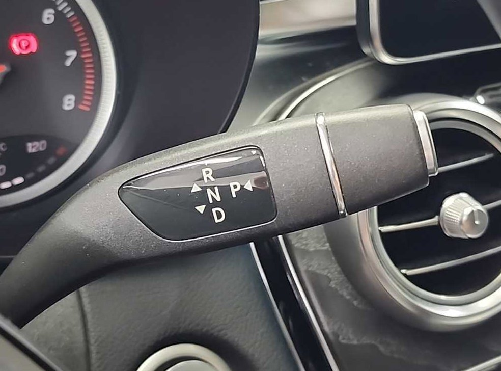 벤츠 GLC 클래스 GLC 300 4MATIC 사진 8