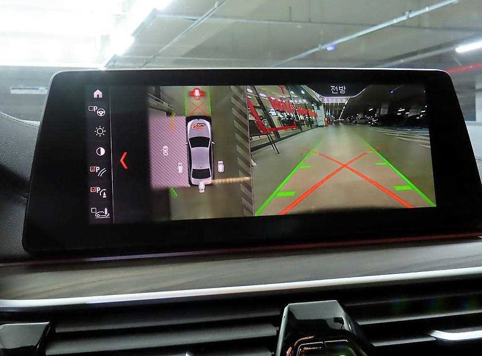 BMW 5시리즈 520d xDrive M 스포츠 플러스 사진 14