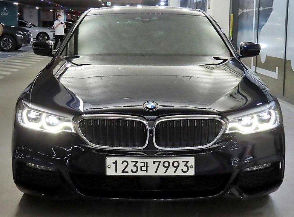 BMW 5시리즈 520d xDrive M 스포츠 플러스 사진 2