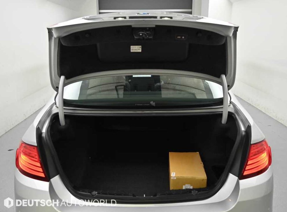 BMW 5시리즈 528i 사진 19