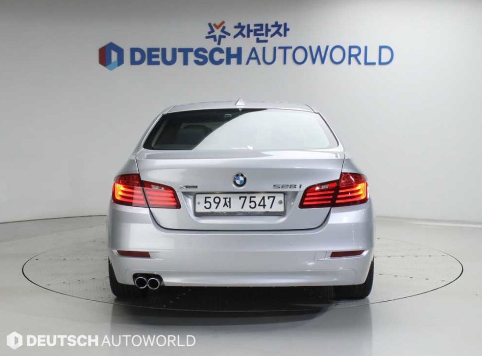 BMW 5시리즈 528i 사진 4