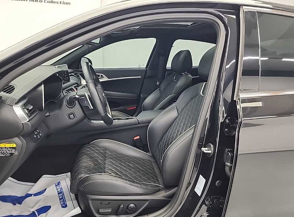 제네시스 G70 2.0T AWD 사진 11