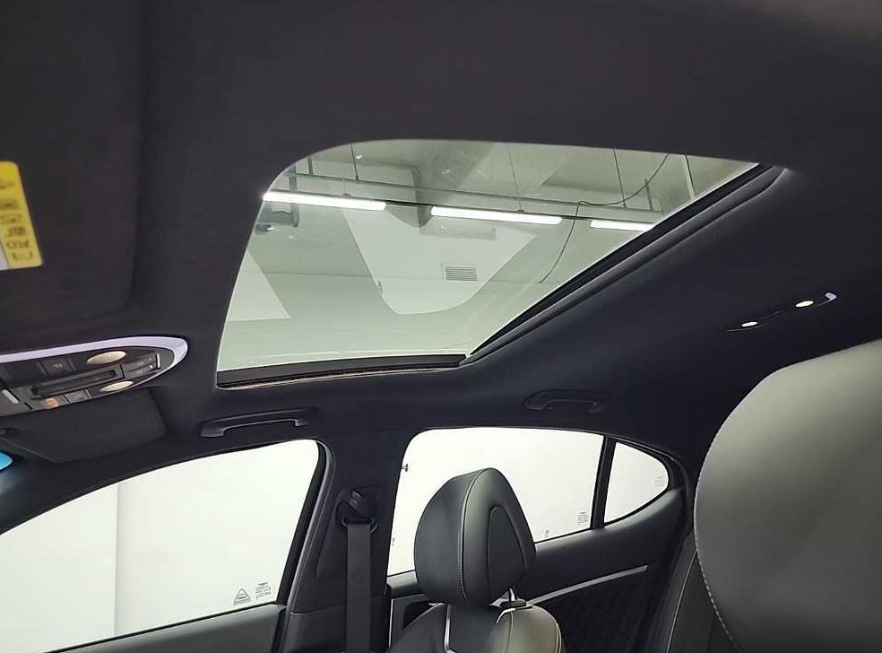 제네시스 G70 2.0T AWD 사진 15