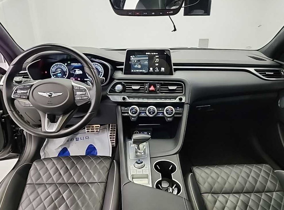 제네시스 G70 2.0T AWD 사진 7