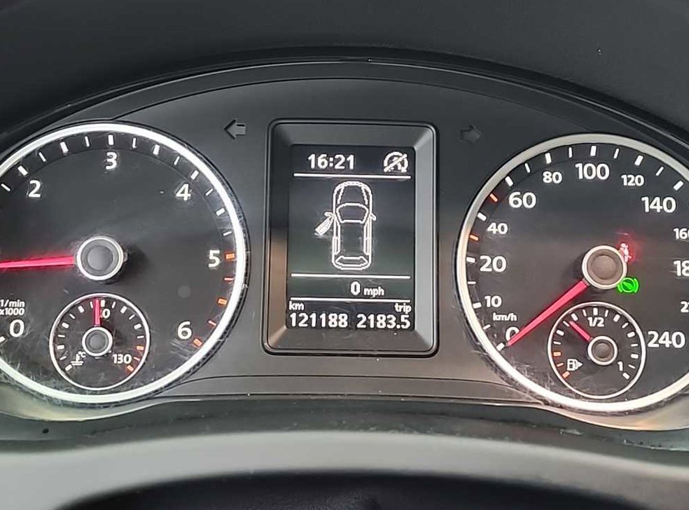 폭스바겐 티구안 2.0 TDI 프리미엄 사진 6