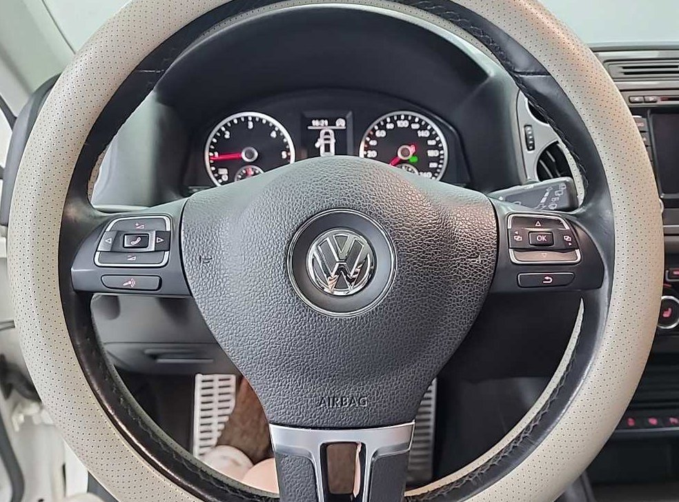 폭스바겐 티구안 2.0 TDI 프리미엄 사진 9