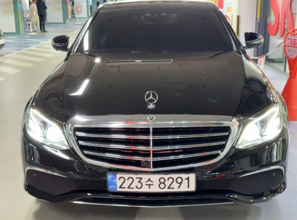 벤츠 E 클래스 E300 아방가르드