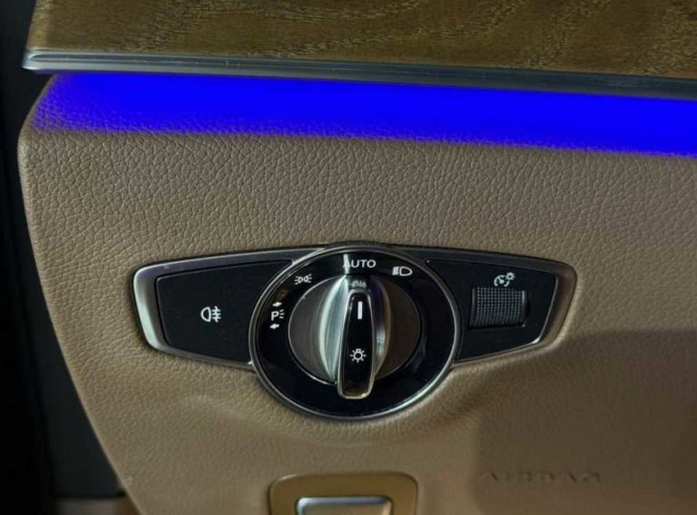 벤츠 E 클래스 E300 아방가르드 사진 14