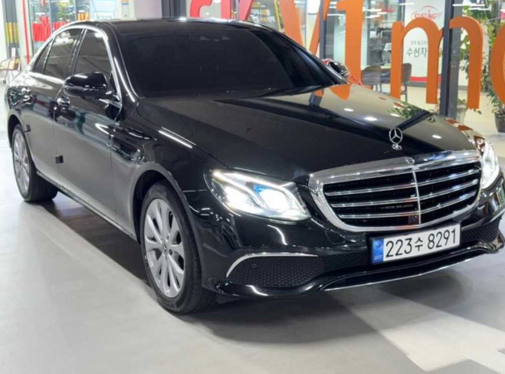 벤츠 E 클래스 E300 아방가르드 사진 2